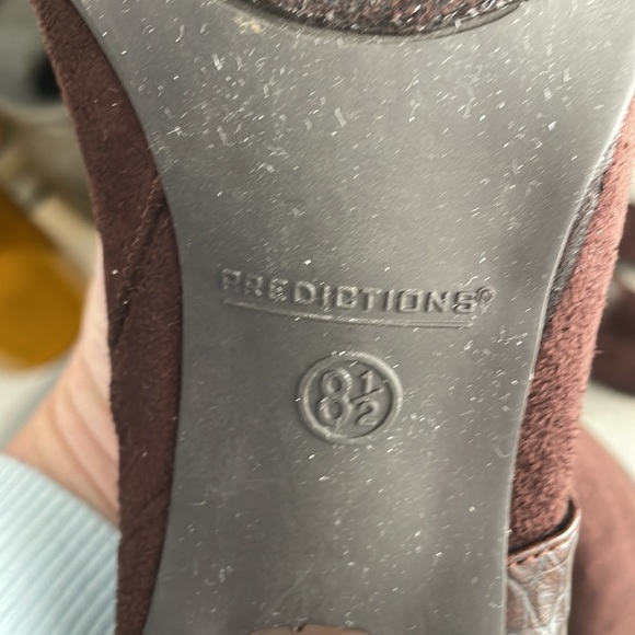 Predictions high heel boots, brown faux suede, size 8.5 - Picture 6 of 7